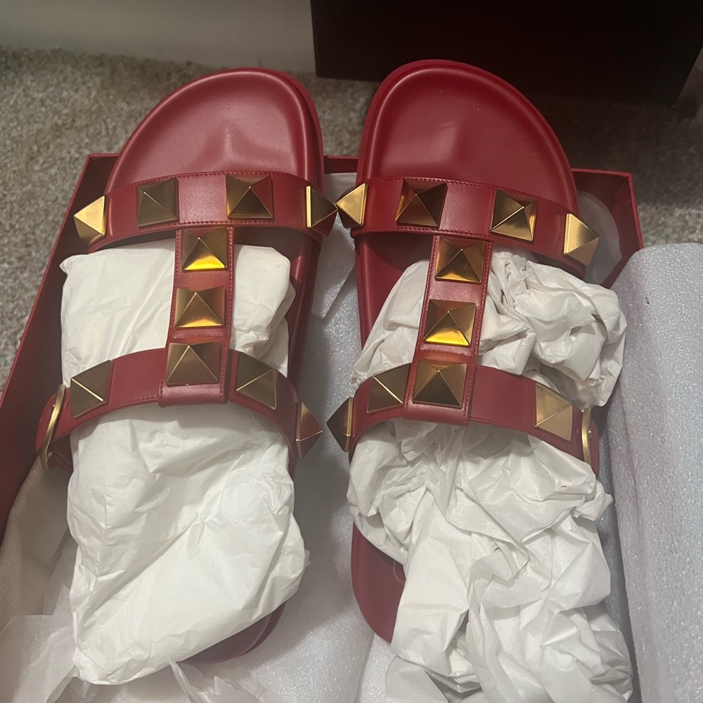 Slide Valentino